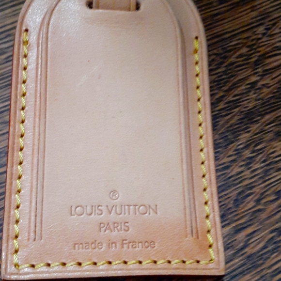 Louis Vuitton Luggage Tag, Belt & Strap: 3 pcs Outstanding Con… - Picture 2 of 9
